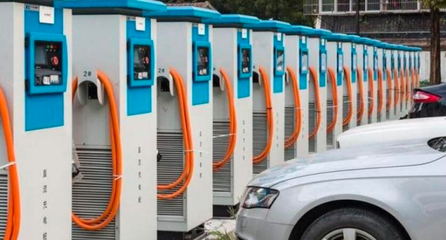 充電未來 汽車充電設備與車充安充電樁的研發進展與前景